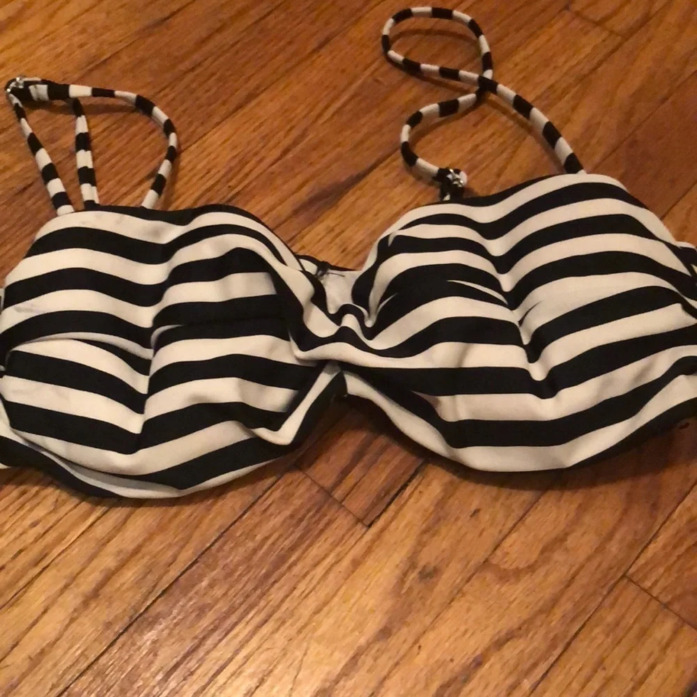 Black and White Bikini Top